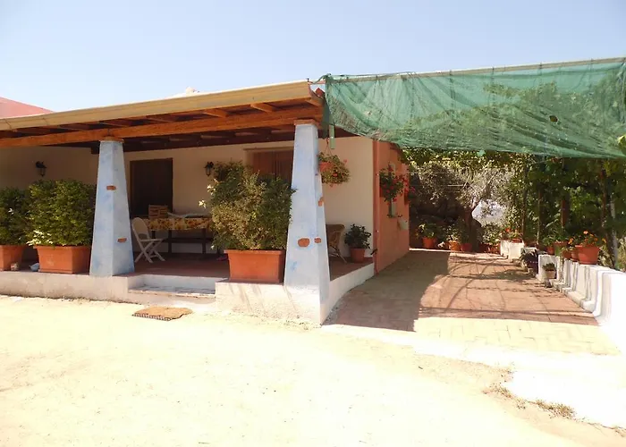 L'oleandro Kır Evi Oliena