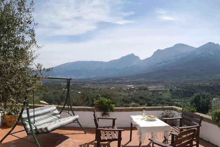 L'oleandro Kır Evi Oliena